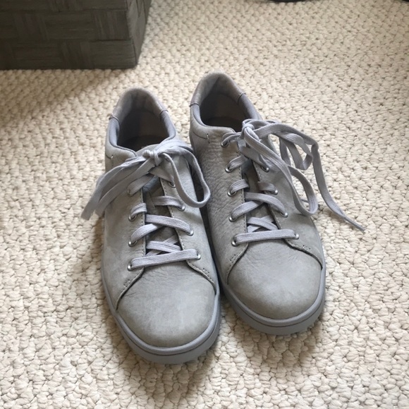 gray leather sneakers womens